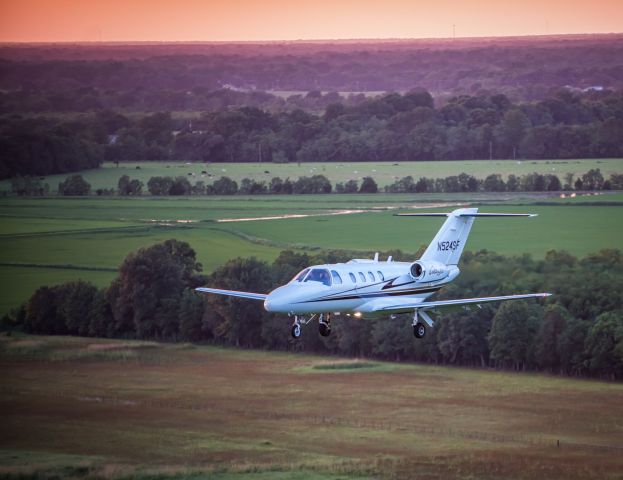 Cessna Citation CJ1 (N524SF)