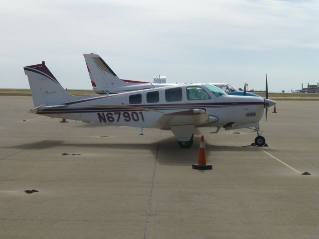 Beechcraft Bonanza (36) (N67901)