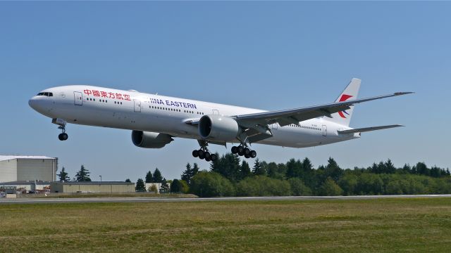 BOEING 777-300 (B-2001) - The first B777 for China Eastern! BOE451 from KVCV on final to Rwy 34L on 8/26/14. (LN:1232 / cn 43269). The aircraft was returning to PAE after painting. 