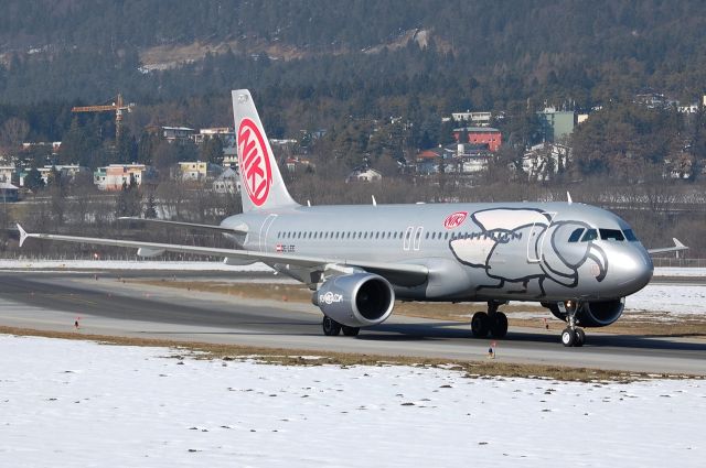 Airbus A320 (OE-LEE)