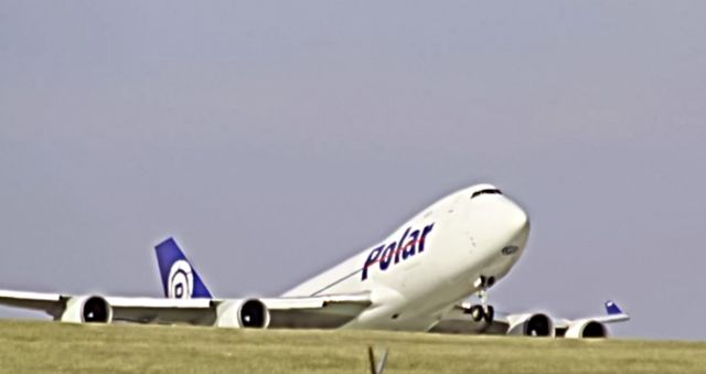 Boeing 747-400 (N450PA)