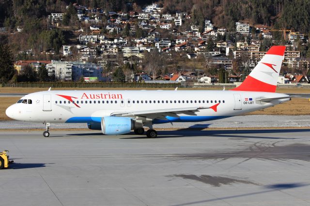 Airbus A320 (OE-LBT)