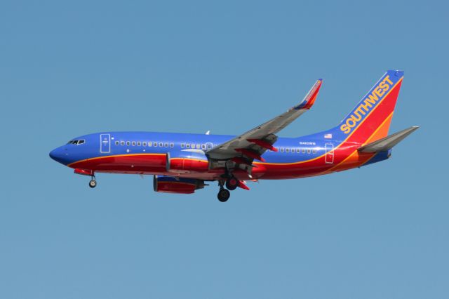 Boeing 737-700 (N410WN) - Southwest Airlines, N410WN, Boeing 737-7H4(WL), msn 27897, Photo by John A. Miller, a rel=nofollow href=http://www.PhotoEnrichments.comwww.PhotoEnrichments.com/a