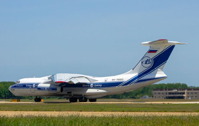 Ilyushin Il-76 (RA-76503)