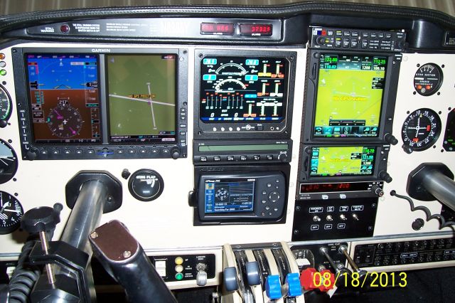 Piper PA-30 Twin Comanche (N8986Y) - Twin Comanche Pa-39 Serial 151 Complete panel update