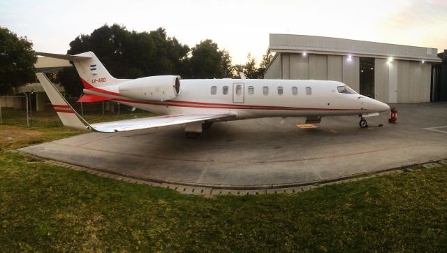 Learjet 45 (LV-ARD)