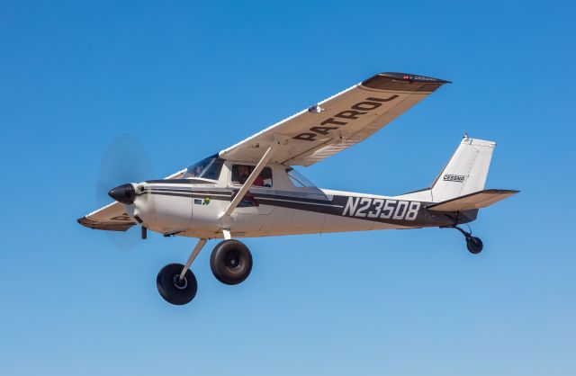 Cessna Commuter (N23508)
