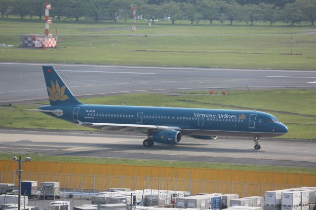 Airbus A321 (VN-A335)