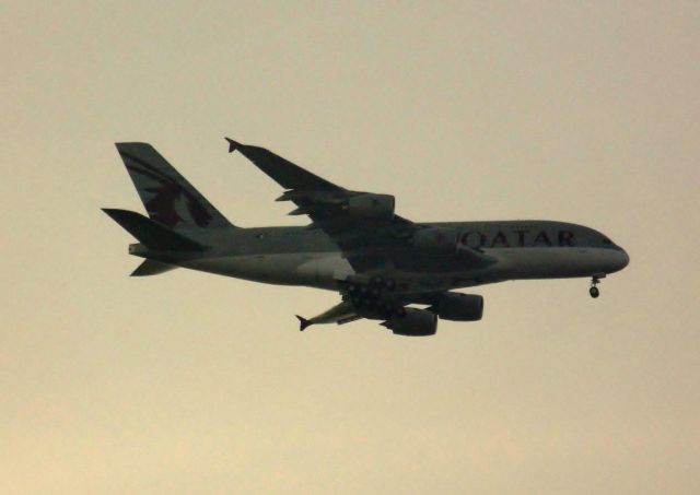 Airbus A380-800 (A7-APA)