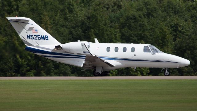 Cessna Citation CJ1 (N525MB)