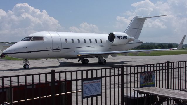 Canadair Challenger (N605HC)