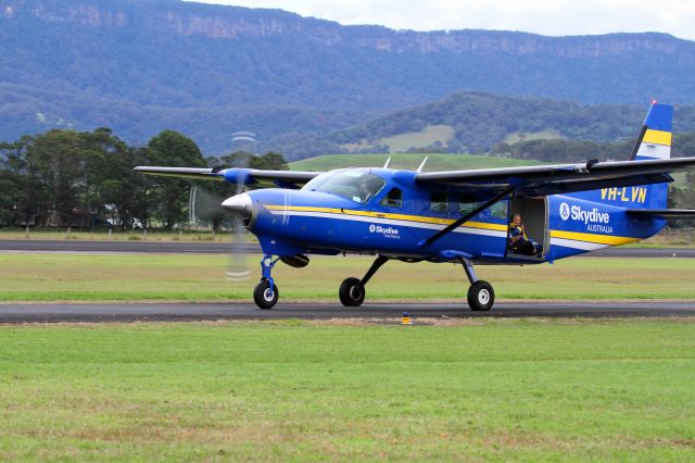 Cessna Caravan (VH-LVN) - Illawarra airport