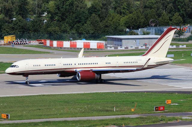 Boeing 757-200 (N770BB)