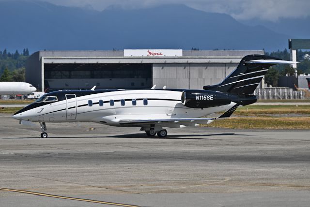 Canadair Challenger 350 (N115SE)