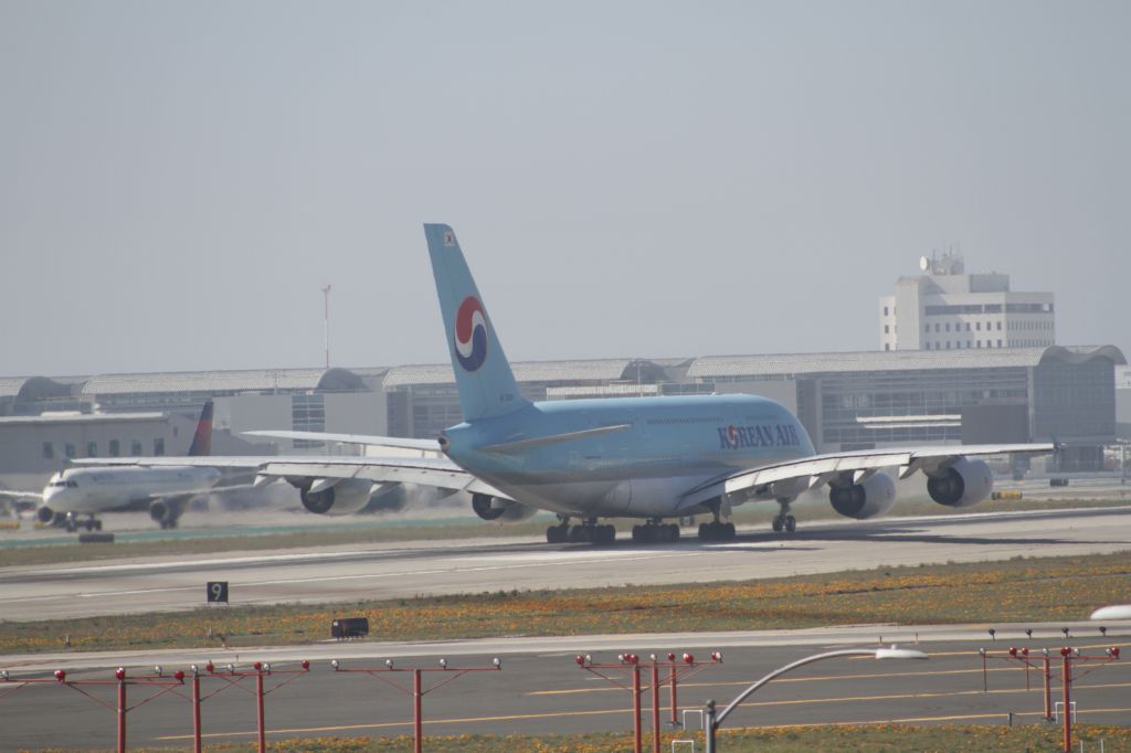 Airbus A380-800 (HL7628)