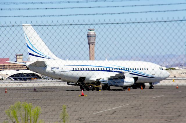 Boeing 737-200 (N912NB)