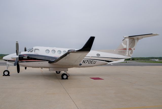 Beechcraft Super King Air 350 (N70EU) - Seen at KFDK on 4/20/2010.  New Aircraft.    a href=http://discussions.flightaware.com/profile.php?mode=viewprofile&u=269247  [ concord977 profile ]/a