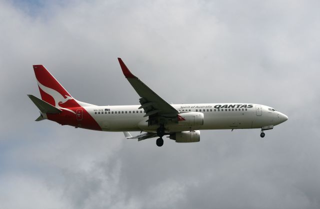 Boeing 737-800 (VH-VZE)