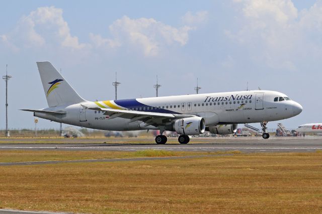 Airbus A320 (PK-TLD)