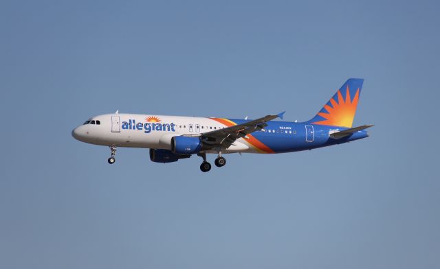 Airbus A320 (N244NV) - Flight 1154 from SAV (June 3rd, 2019) 