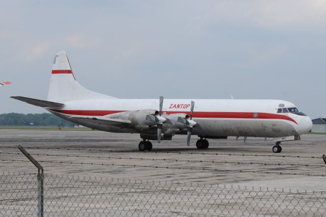 Lockheed L-188 Electra (N286F)