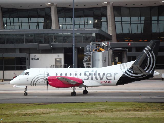 Saab 340 (N351AG) - Taxiing on 6/13/13