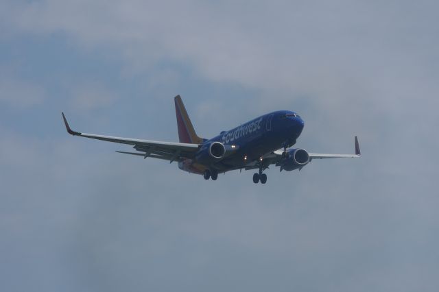 Boeing 737-700 (N7873A)