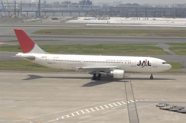 JA011D — - Taxi at Haneda Intl Airport on 2009/5/2