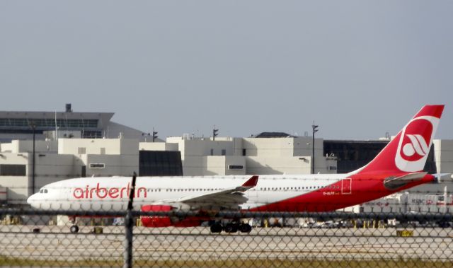 Airbus A330-200 (D-ALPI)