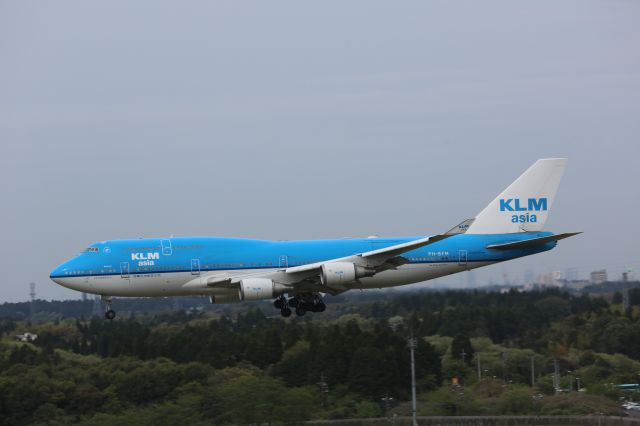 Boeing 747-400 (PH-BFM)