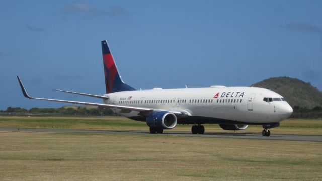 Boeing 737-900 (N806DN)