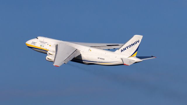 Antonov An-124 Ruslan (UR-82029)