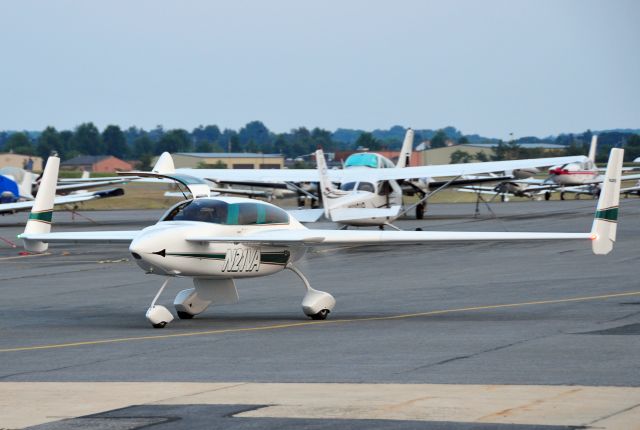 VELOCITY Velocity (N21VA) - Seen at KFDK on 8/8/2010.      http://discussions.flightaware.com/profile.php?mode=viewprofile&u=269247