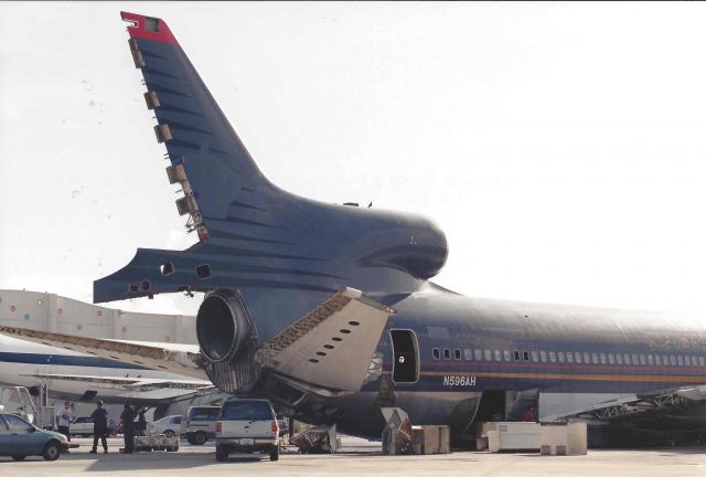 Lockheed L-1011 TriStar (N596AH)