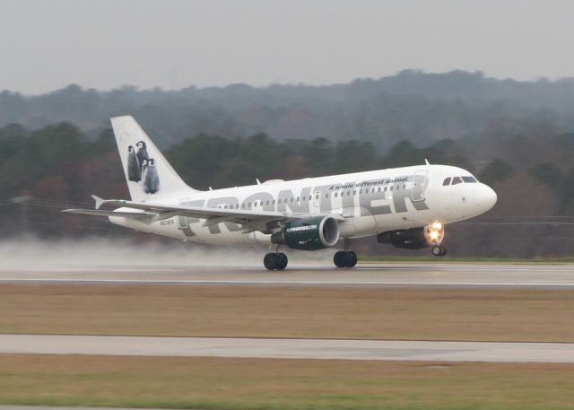 Airbus A319 (N939FR) - Departing for KTTN