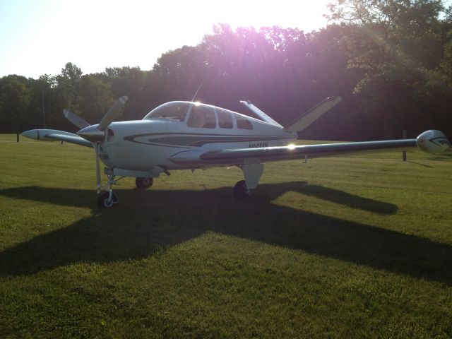 Beechcraft 35 Bonanza (N9551Y)