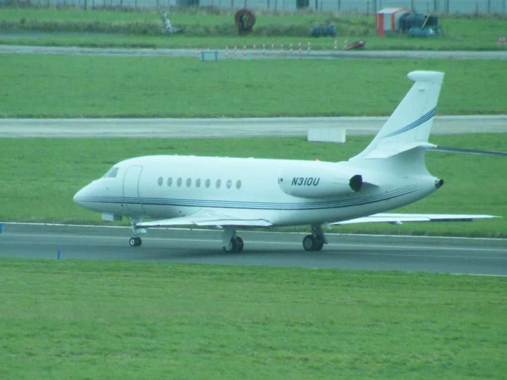 Dassault Falcon 2000 (N310U)