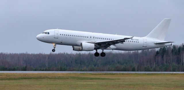 Airbus A320 (LY-FOX) - GetJet Airlines