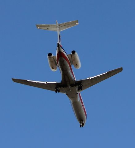 Embraer ERJ-135 (N724AE) - Final RWY 36 KJN Joplin Regional Joplin, MO from KDFW.