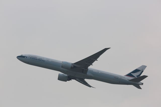 BOEING 777-300 (B-KPR)