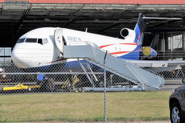 BOEING 727-200 (N727US)