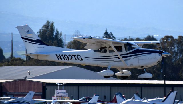 Cessna Skylane (N192TG)