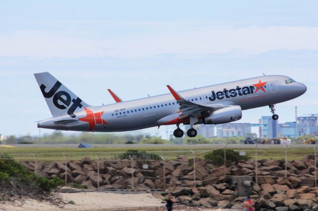 Airbus A320 (VH-VFP)