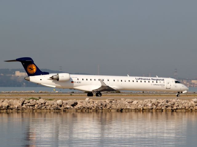 Canadair Regional Jet CRJ-900 (D-ACKI)