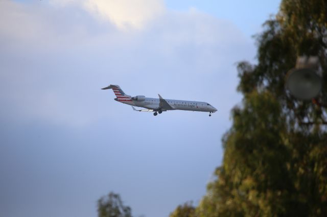 Canadair Regional Jet CRJ-700 (N776SK)