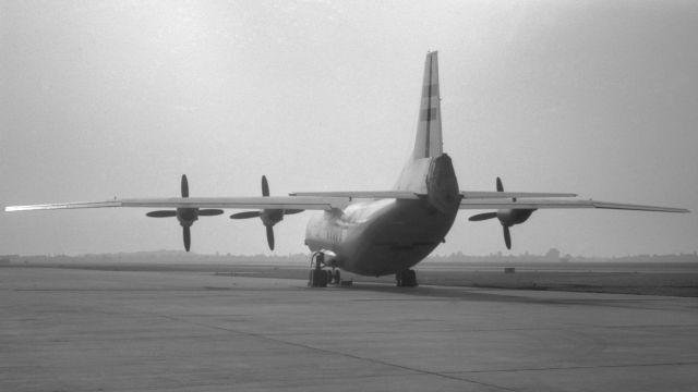 Antonov An-12 (SU-AOI) - Egypt Air Force Antonov AN-12 in 1966 at Düsseldorf (EDDL)