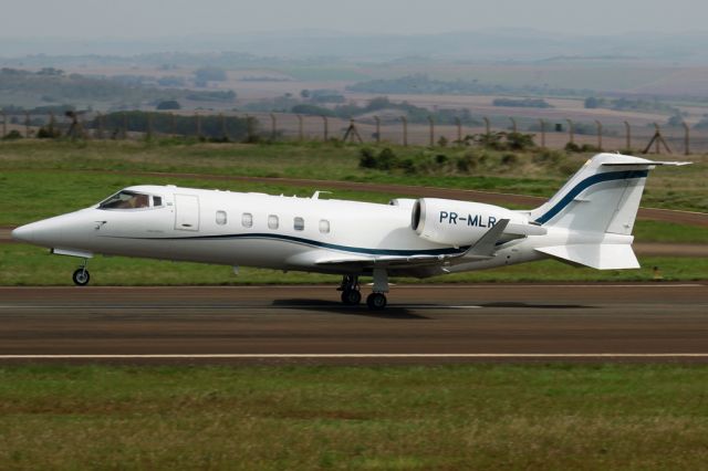 Learjet 60 (PR-MLR)