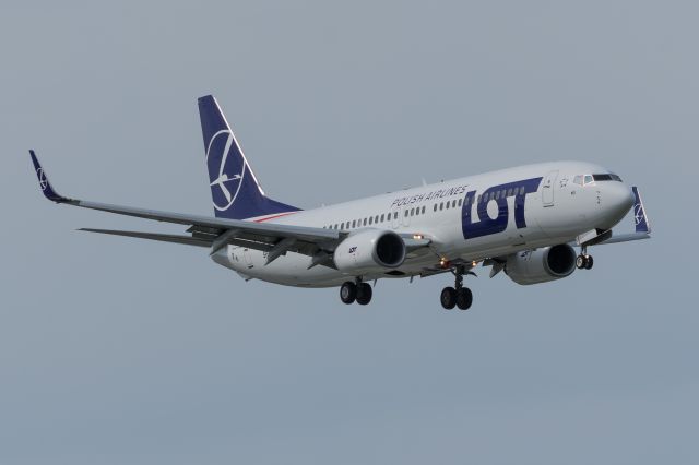Boeing 737-800 (SP-LWD) - WAW SPOTTING