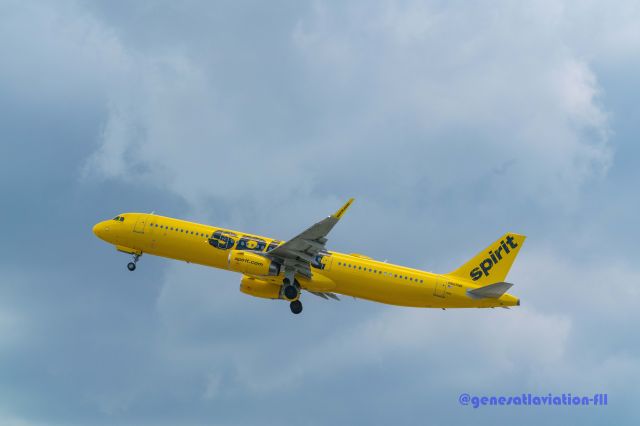 Airbus A321 (N665NK) - Rainy day!  Departure from FLL, from 28L.  Viewed from FLL airport observation (park), at 1800 SW 39th St, Fort Lauderdale, FL 33315