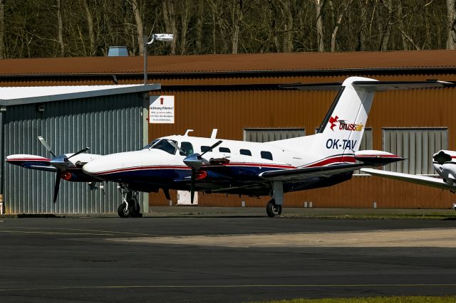 Piper Cheyenne 400 (OK-TAV)